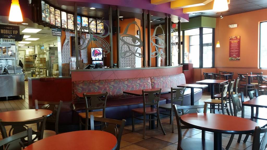 Taco Bell | meal takeaway | 320 E Wooster St, Bowling Green, OH 43402, USA | 4193541155 OR +1 419-354-1155