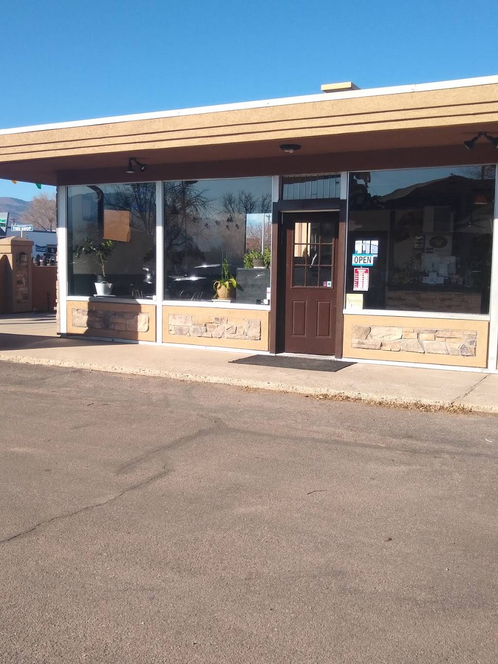 Pho-N-Thai | restaurant | 2819 N Nevada Ave, Colorado Springs, CO 80907, USA | 7194186878 OR +1 719-418-6878