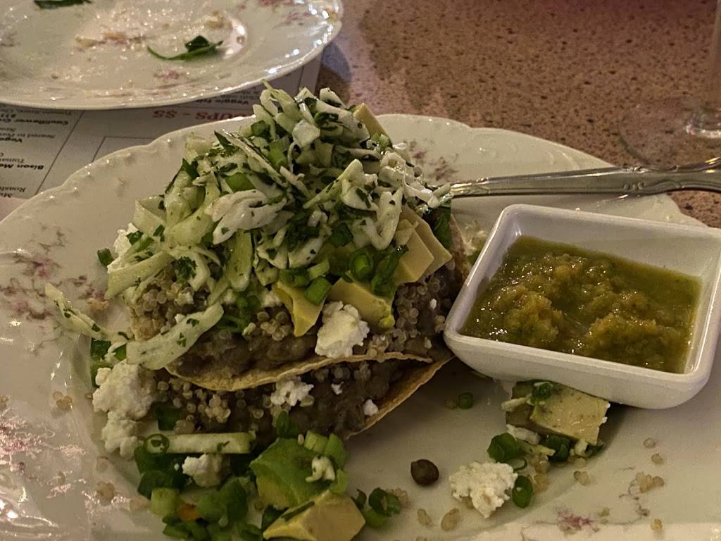 The Veggie Table | restaurant | 1733 Forest Hills Blvd, Bella Vista, AR 72715, USA | 4797152361 OR +1 479-715-2361