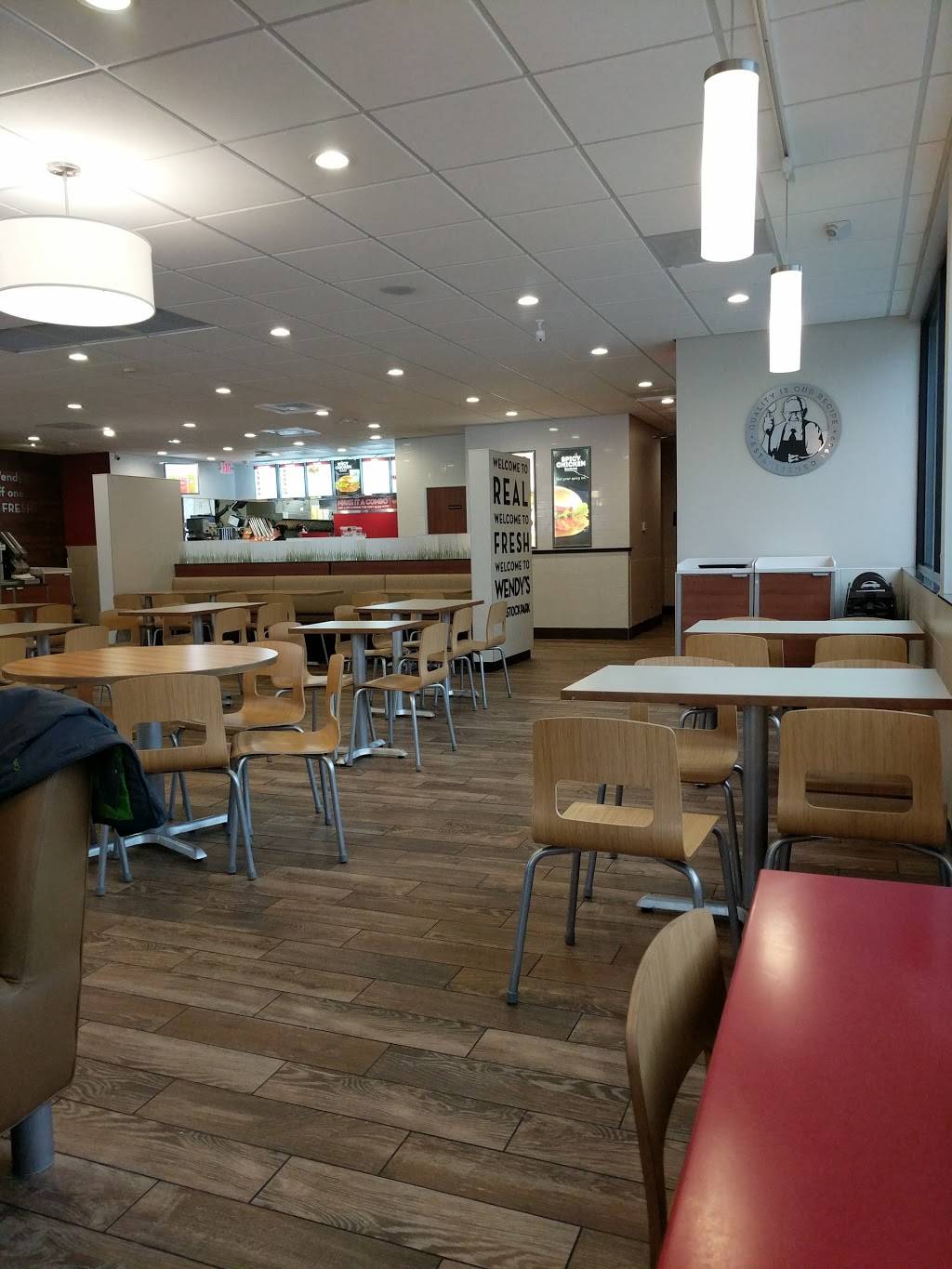 Wendys | restaurant | 4694 W River Dr NE, Comstock Park, MI 49321, USA | 6167853990 OR +1 616-785-3990
