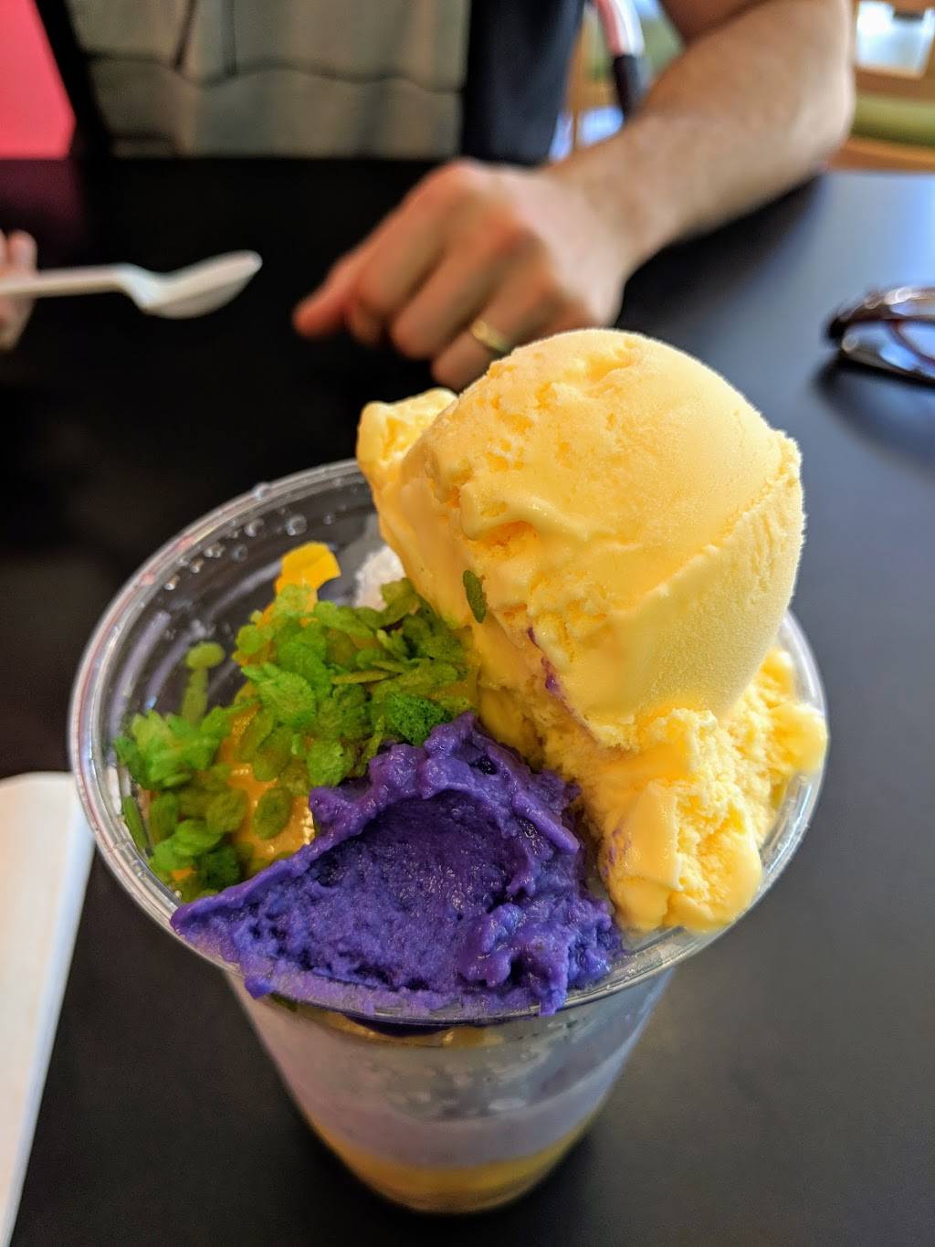 Filipiniana Philippine Café | restaurant | 3848 W Waters Ave, Tampa, FL 33614, USA | 8138856300 OR +1 813-885-6300