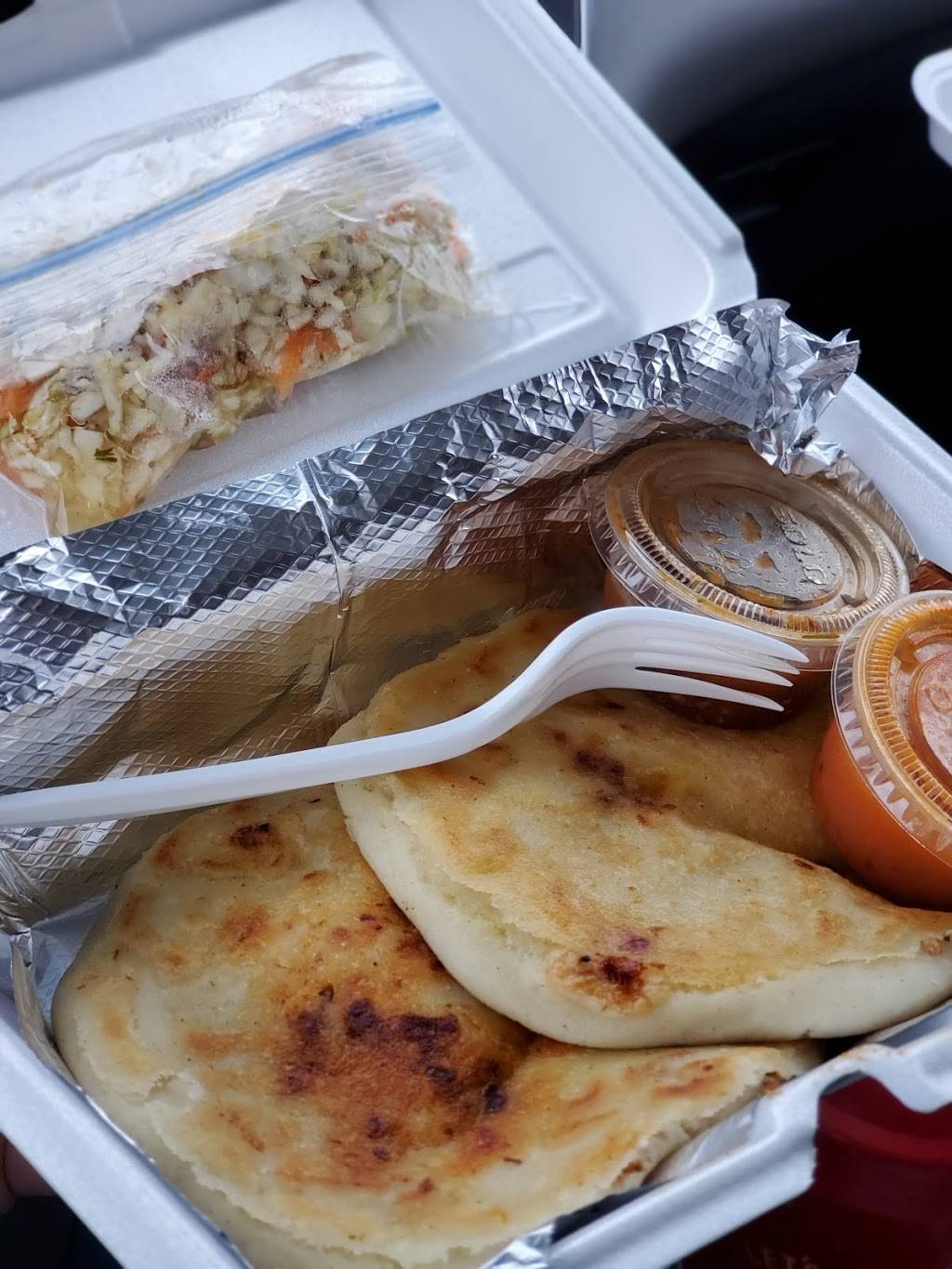 Isabellas | restaurant | 1930 Lakeshore Dr, Muskegon, MI 49441, USA | 2319038917 OR +1 231-903-8917