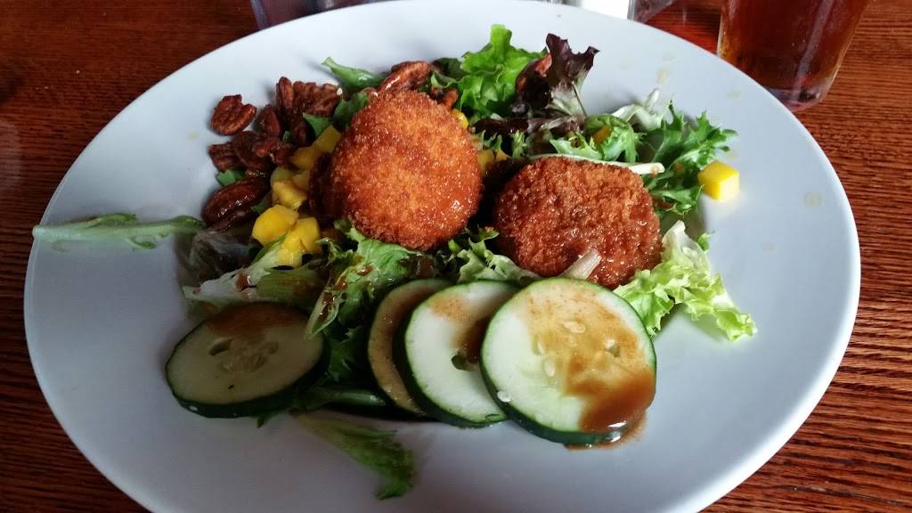 The Quarter Restaurant | restaurant | 19 Salem Ave SE, Roanoke, VA 24011, USA | 5403422990 OR +1 540-342-2990