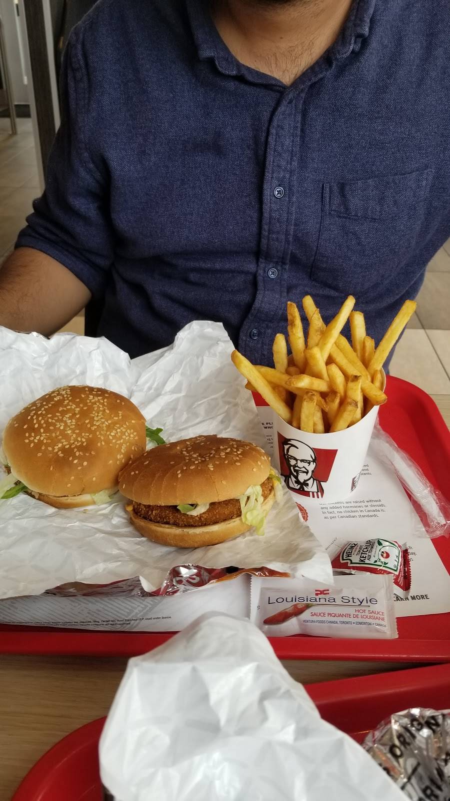 KFC | meal delivery | 2335-2391 Appleby Line bldg k, Burlington, ON L7L 0B6, Canada | 2892930121 OR +1 289-293-0121