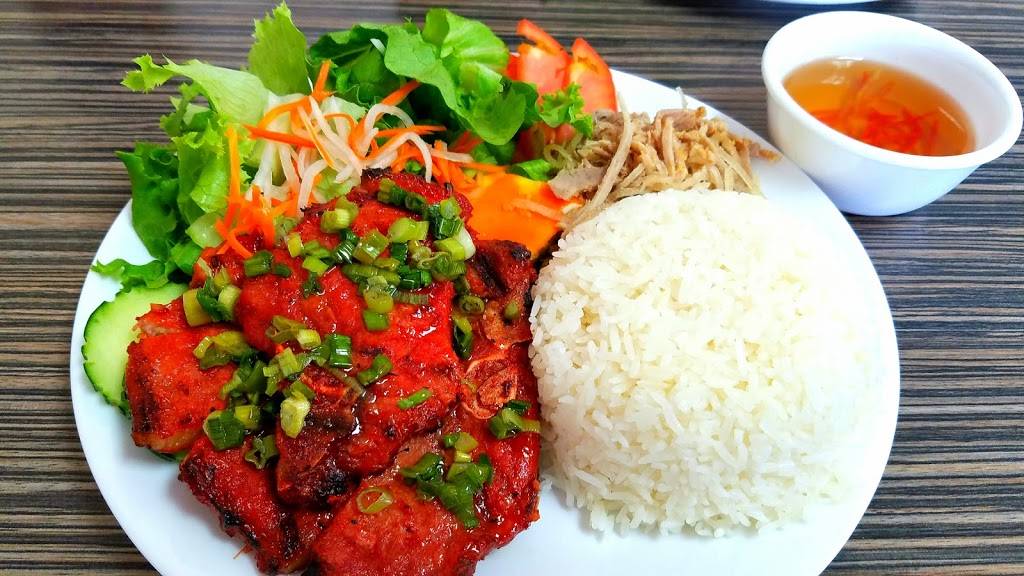 Pho Lucky | restaurant | 275 9th St, San Bernardino, CA 92410, USA | 9093810235 OR +1 909-381-0235