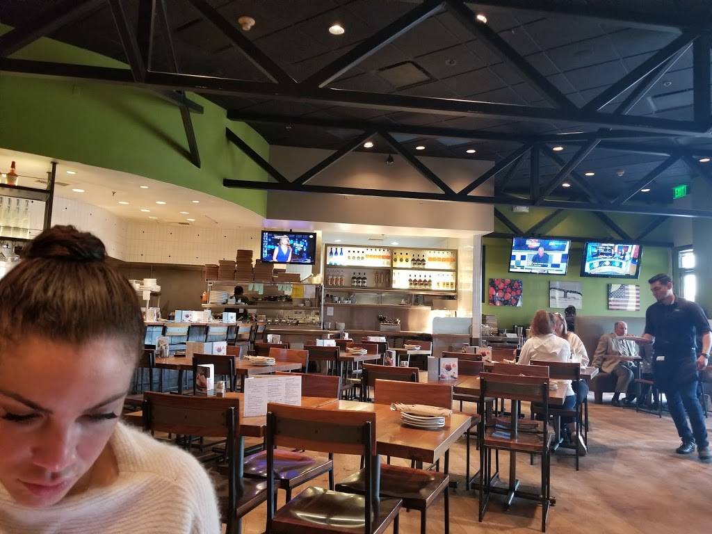 California Pizza Kitchen at Santa Ana | restaurant | 2800 N Main St #872, Santa Ana, CA 92705, USA | 7144790604 OR +1 714-479-0604