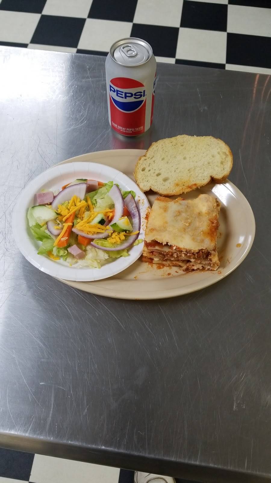 Jonnie Dogs And More | restaurant | 136 S Main St, Woodruff, SC 29388, USA | 8646709719 OR +1 864-670-9719