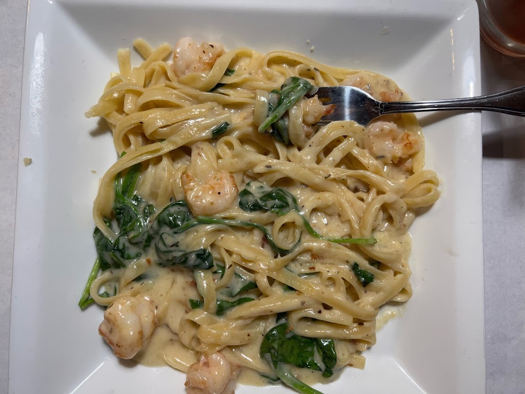 Bugsys Italian Cuisine Oakwood Square | restaurant | 2700 Easton St NE, Canton, OH 44721, USA | 2342152473 OR +1 234-215-2473