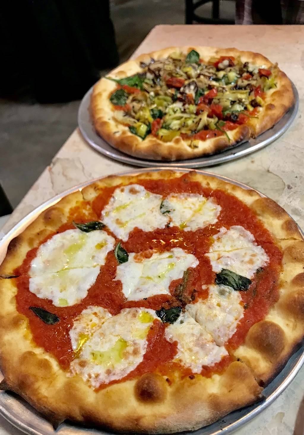 Iggies | meal delivery | 818 N Calvert St #1, Baltimore, MD 21202, USA | 4105280818 OR +1 410-528-0818