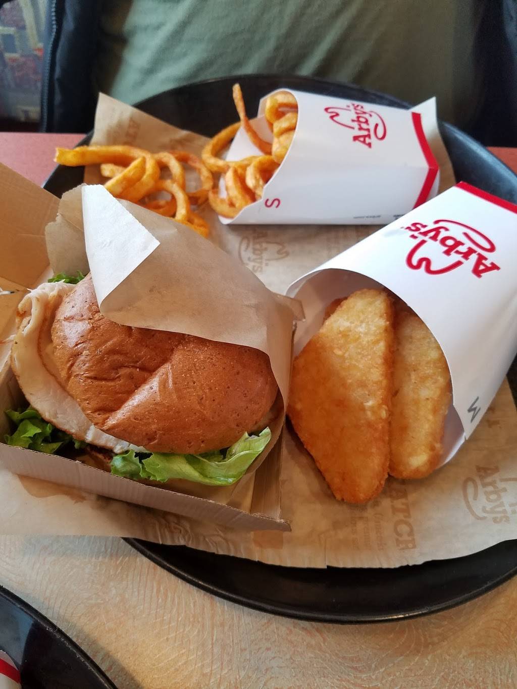 Arbys | restaurant | 12180 GA-92, Woodstock, GA 30188, USA | 7709266647 OR +1 770-926-6647