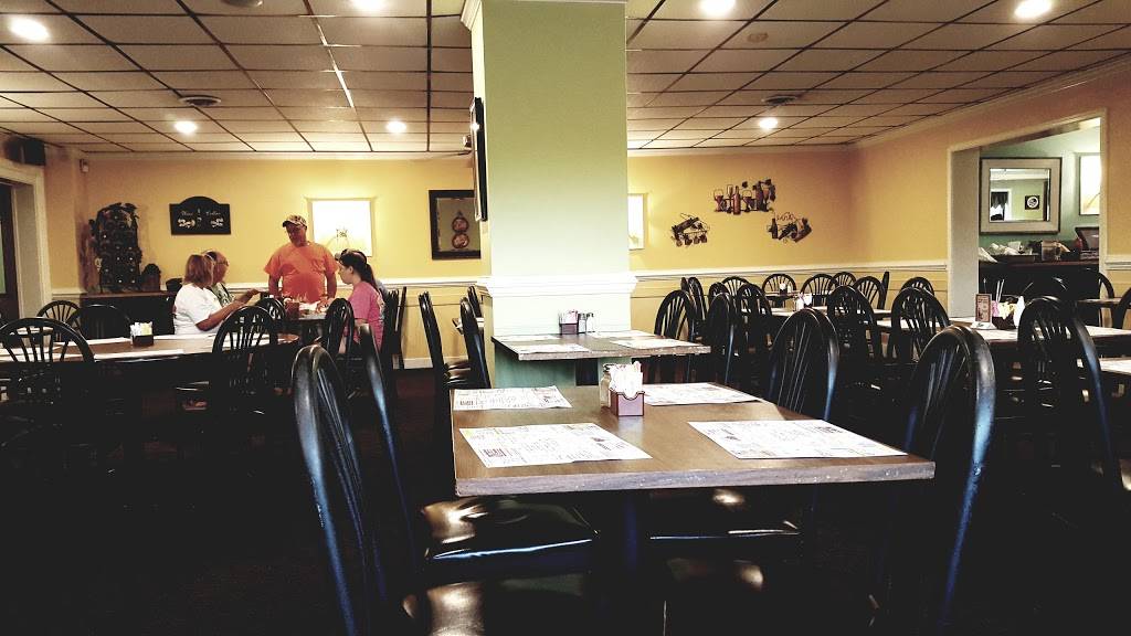 Nicks Spaghetti & Steak House | restaurant | 3483 Lewis B Puller Memorial Hwy, Saluda, VA 23149, USA | 8047856300 OR +1 804-785-6300