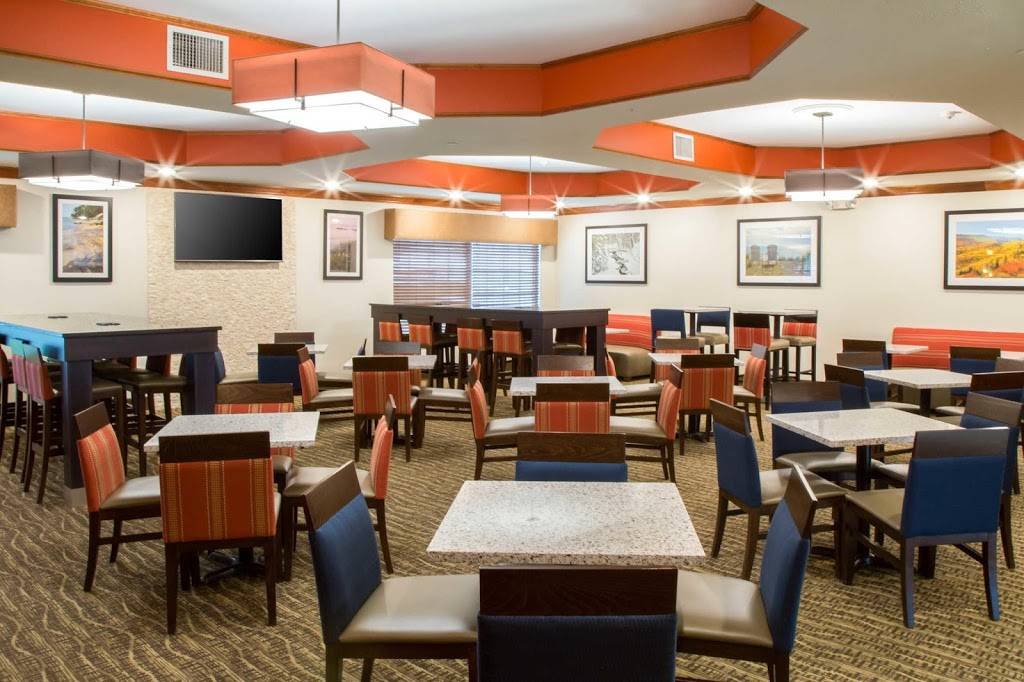 Comfort Suites South | restaurant | 7644 Caterpillar Ct SW, Grand Rapids, MI 49548, USA | 6163012255 OR +1 616-301-2255