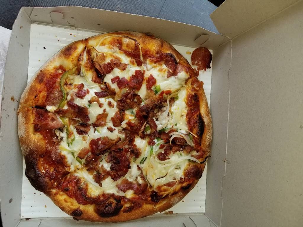 Serano Pizzeria | restaurant | 455 Avenue Lafleur, LaSalle, QC H8R 3H8, Canada | 5143663234 OR +1 514-366-3234