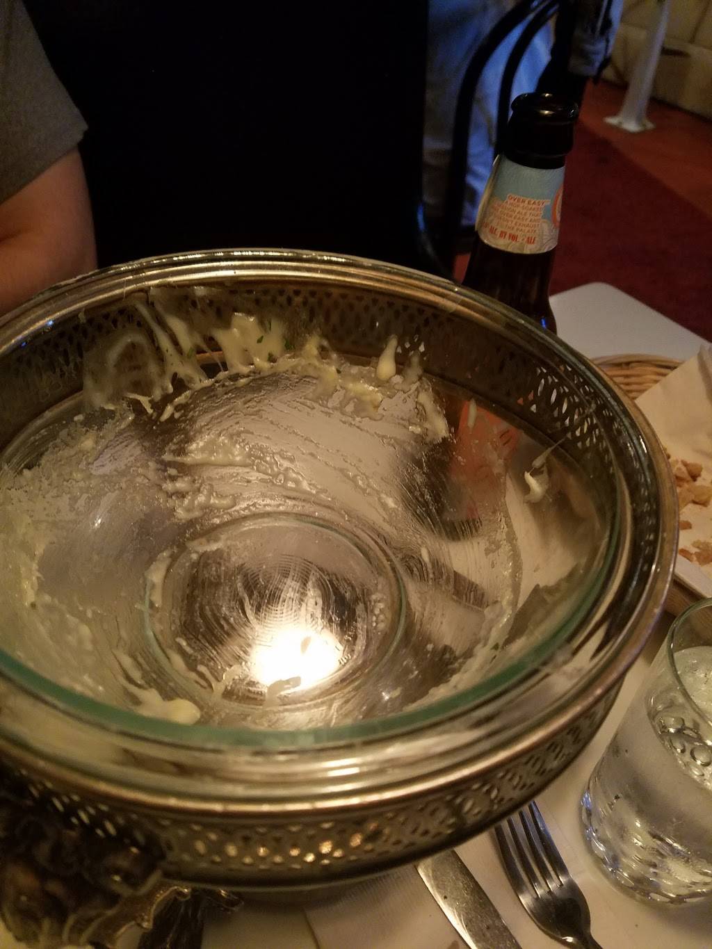 Chez Henri Restaurant & Bistro | restaurant | 80 Sugarbush Village Dr, Warren, VT 05660, USA | 8025832600 OR +1 802-583-2600