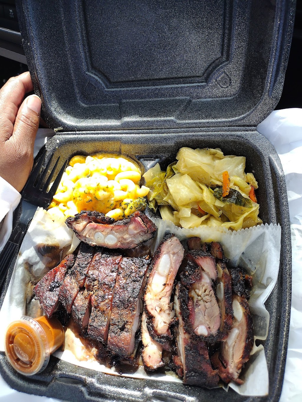 Jerk N Go | restaurant | 234 81st Ave, Merrillville, IN 46410, USA | 2195255181 OR +1 219-525-5181