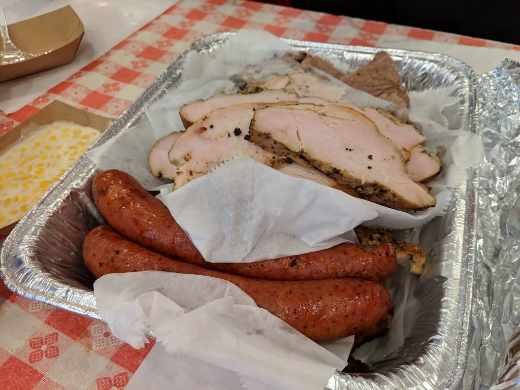 Rudys "Country Store" and Bar-B-Q | restaurant | 10623 Westover Hills Blvd, San Antonio, TX 78251, USA | 2106537839 OR +1 210-653-7839