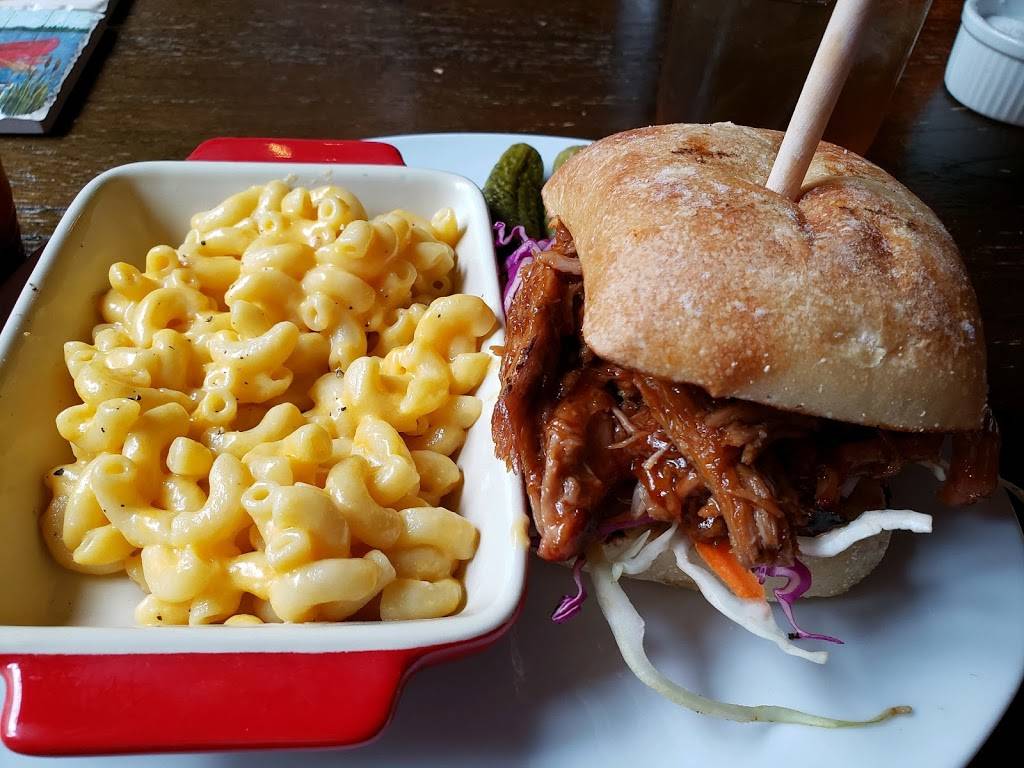 Naples Valley BBQ | restaurant | 114 N Main St, Naples, NY 14512, USA | 5856290539 OR +1 585-629-0539