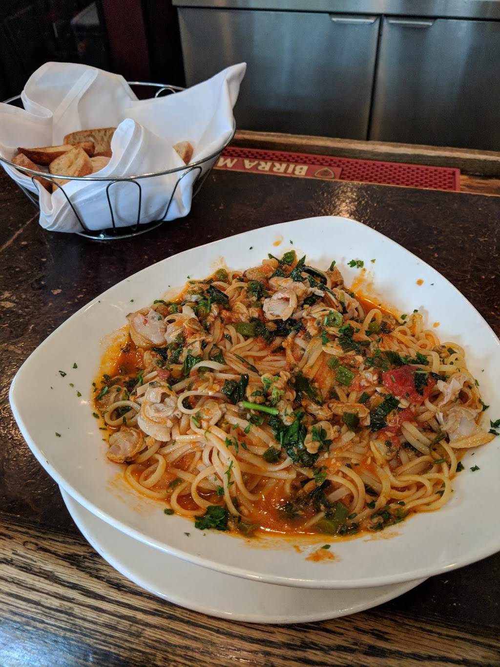 Restaurant Il Martini | restaurant | 17 Chemin de la Rabastalière O, Saint-Bruno-de-Montarville, QC J3V 1Y7, Canada | 4504412547 OR +1 450-441-2547