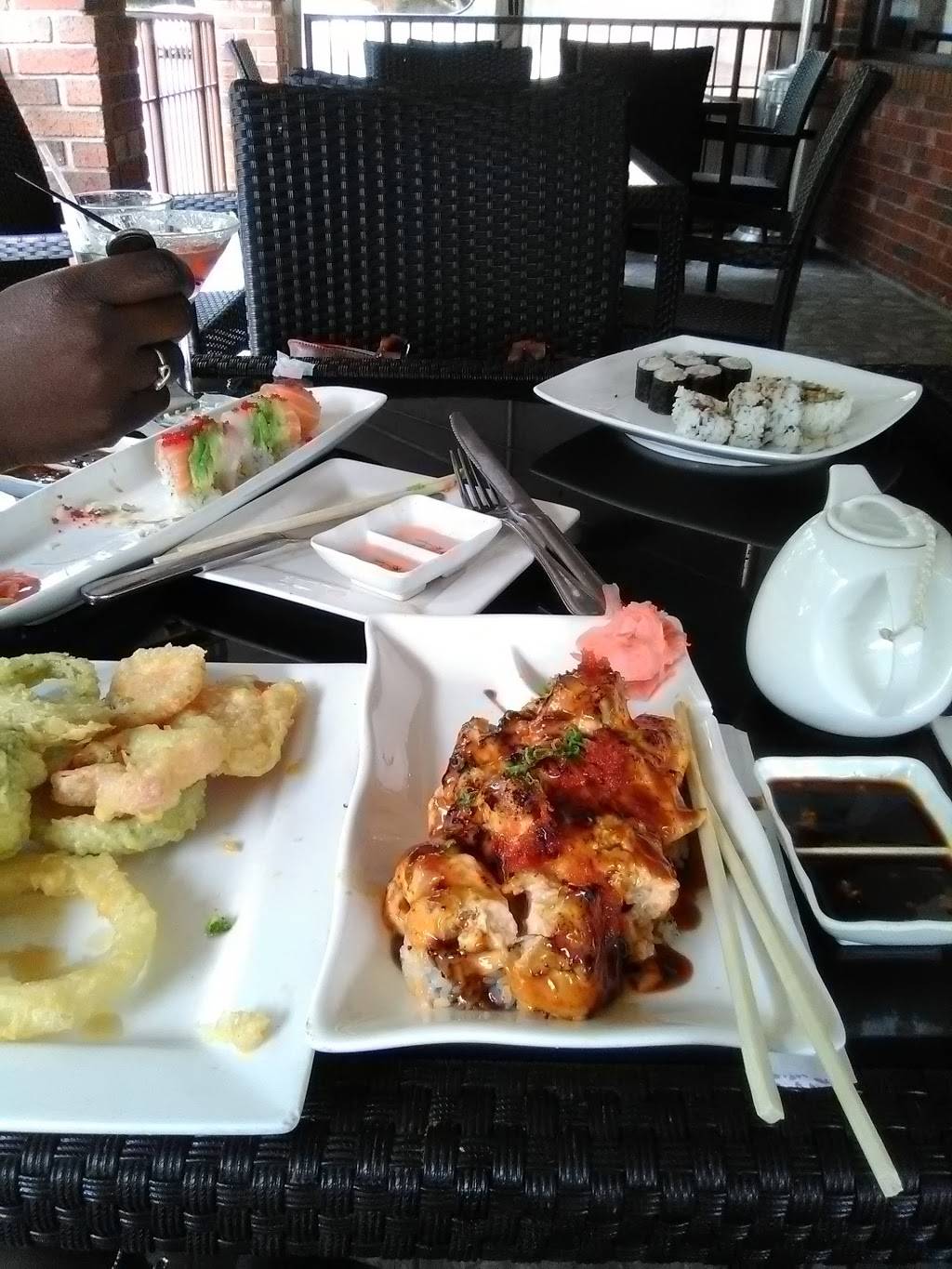 Green Ginger Asian Fusion Restaurant | restaurant | 265 Ponce De Leon Pl, Decatur, GA 30030, USA | 4043732788 OR +1 404-373-2788