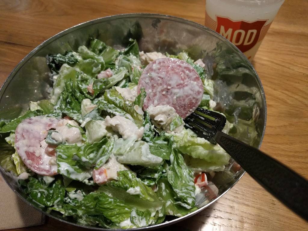 MOD Pizza | restaurant | 970 S Waukegan Rd, Waukegan, IL 60085, USA | 2246100218 OR +1 224-610-0218