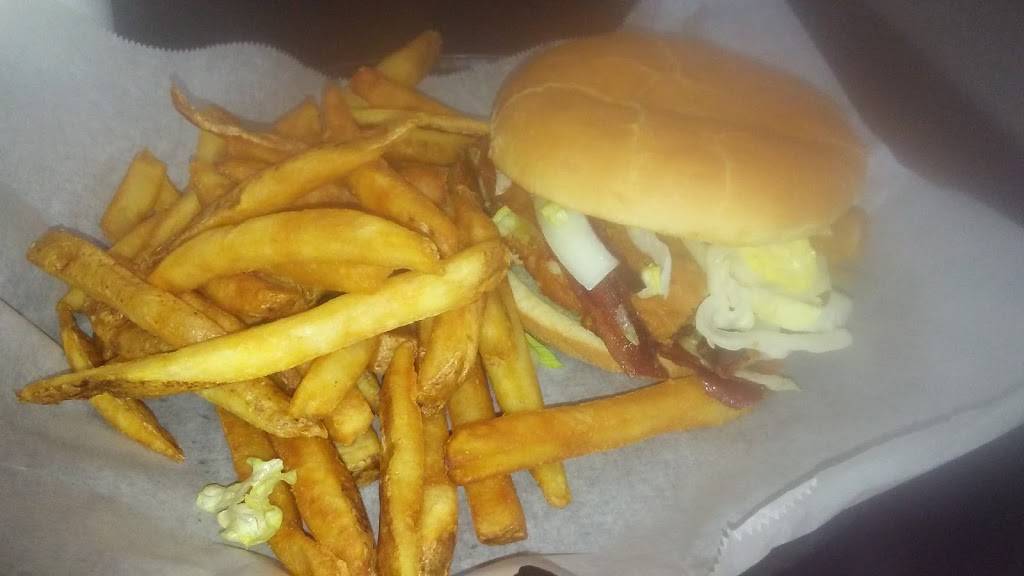 Aggies Hot Subs | restaurant | 2302 Nash St N, Wilson, NC 27896, USA | 2522065757 OR +1 252-206-5757