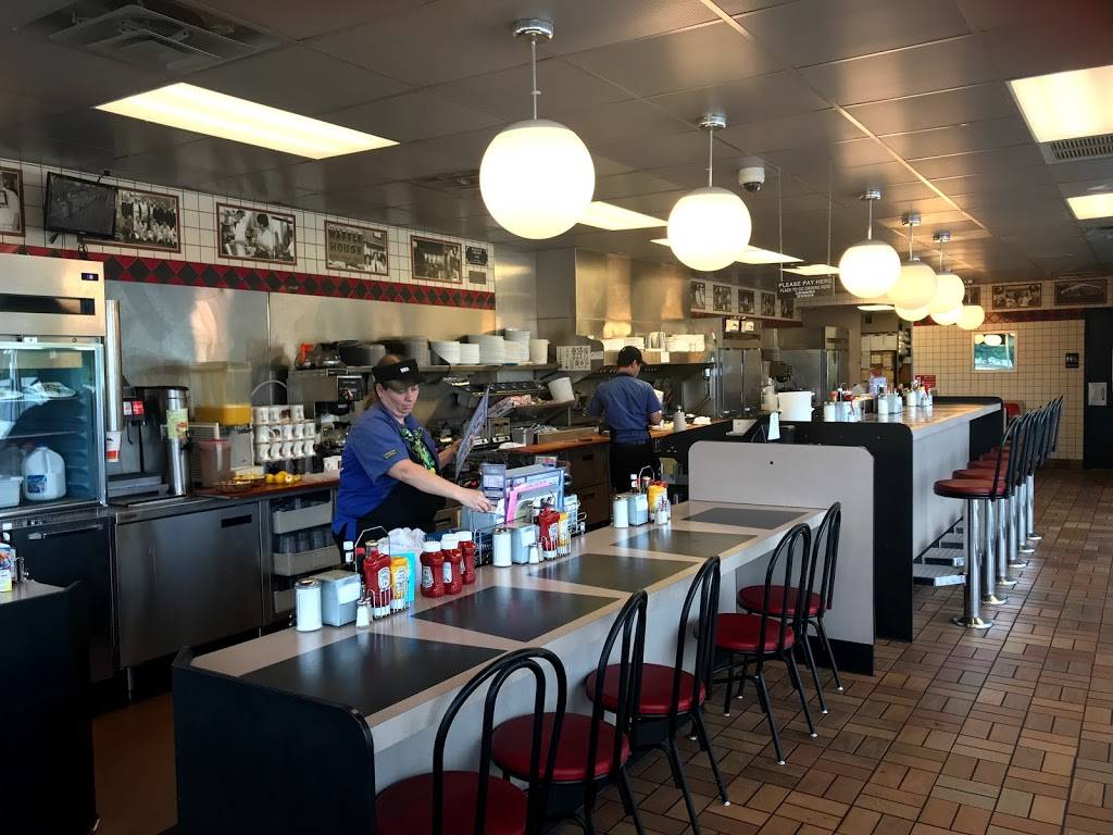 Waffle House | meal takeaway | 9520 US-441 Highway 441, Leesburg, FL 34788, USA | 3523262024 OR +1 352-326-2024