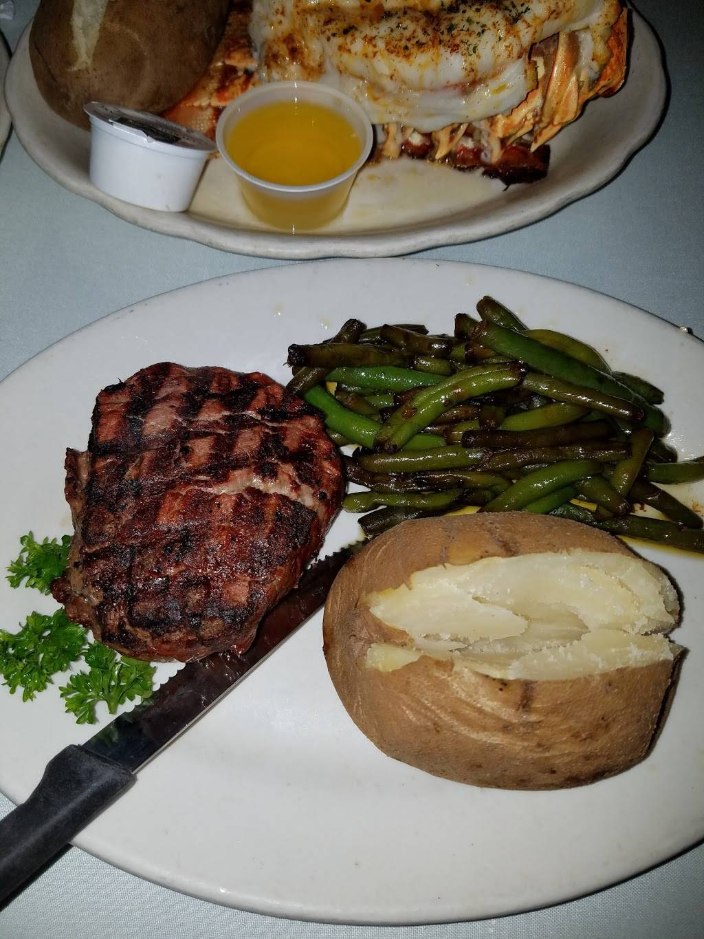 Waterfront | restaurant | 7660 S Tamiami Trail, Sarasota, FL 34231, USA | 9419211916 OR +1 941-921-1916