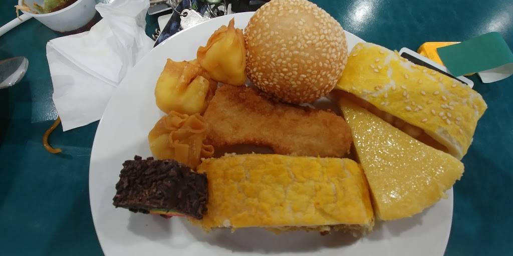 Queen City Super Buffet | restaurant | 7215, 566 Main St, New Rochelle, NY 10801, USA | 9146339898 OR +1 914-633-9898