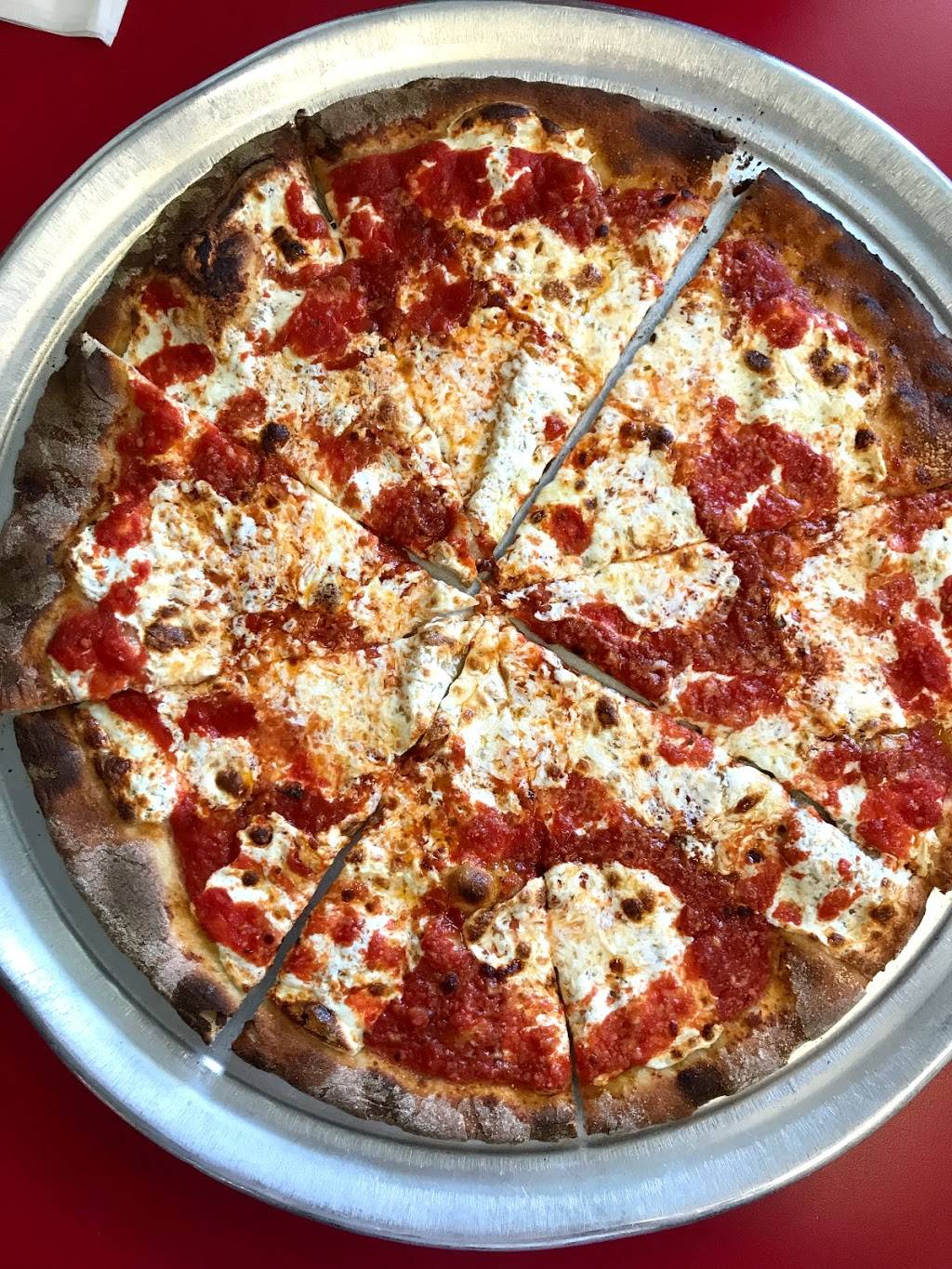 Totonnos Pizzeria Napolitana | restaurant | 1524 Neptune Ave, Brooklyn, NY 11224, USA | 7183728606 OR +1 718-372-8606