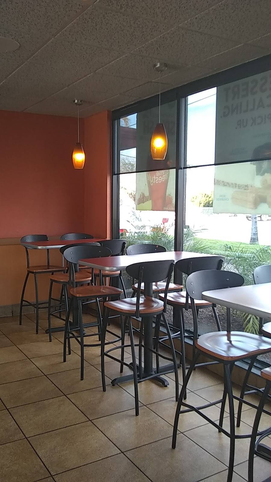 Jack in the Box | restaurant | 1199 N Mt Vernon Ave, Colton, CA 92324, USA | 9097838107 OR +1 909-783-8107