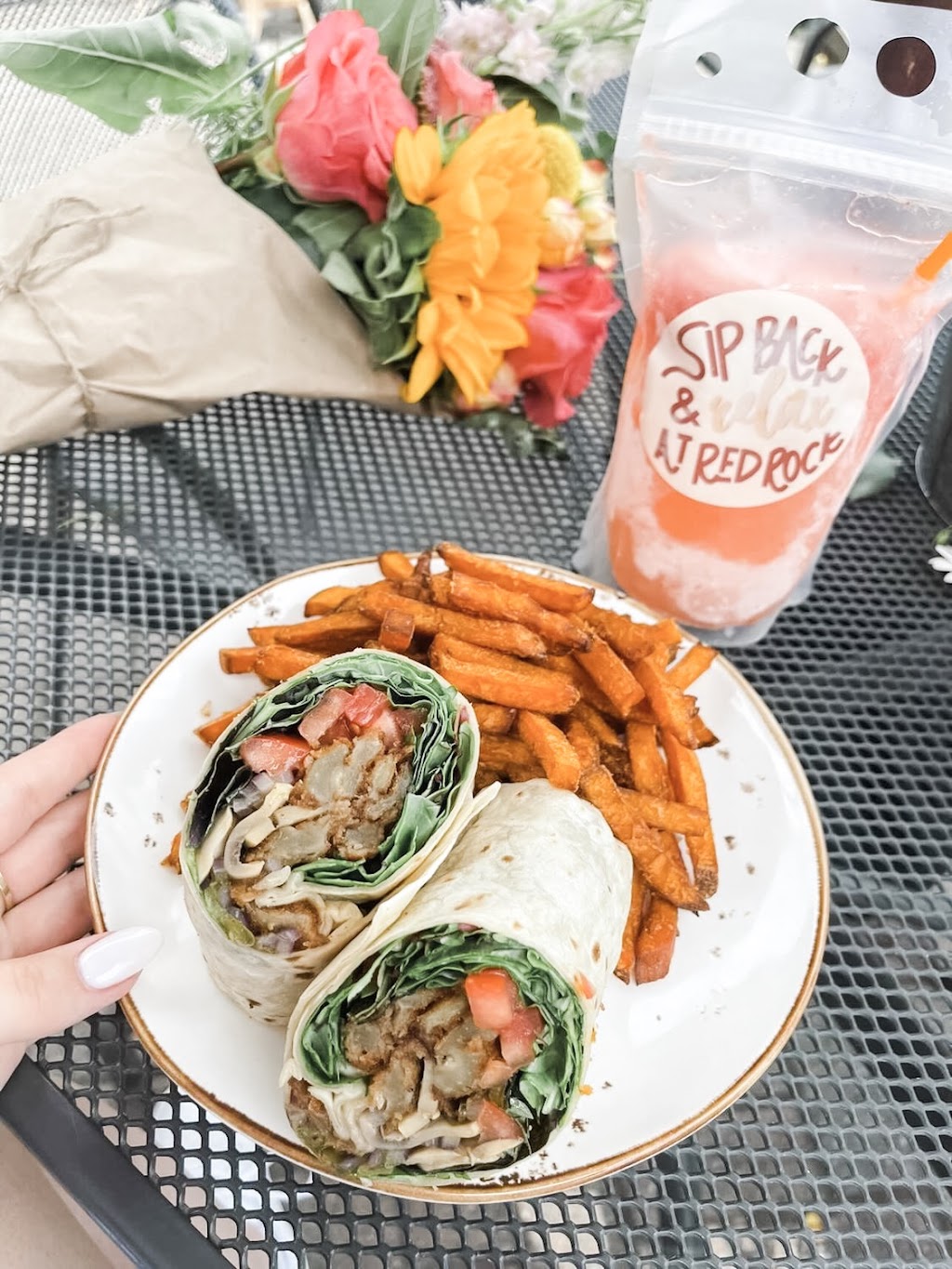 Red Rock Tavern | restaurant | 369 Capitol Ave, Hartford, CT 06106, USA | 8602464527 OR +1 860-246-4527