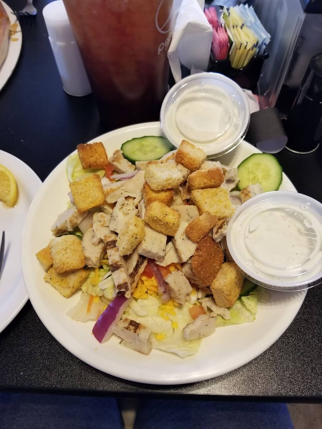 Bakers Pizza | restaurant | 501 Ash St, Maysville, OK 73057, USA | 4058674992 OR +1 405-867-4992