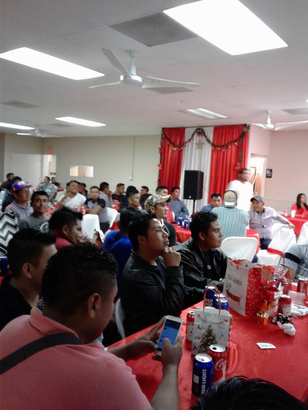 Taqueria Los Compadres | restaurant | 4753 FL-574, Plant City, FL 33567, USA | 8137587617 OR +1 813-758-7617