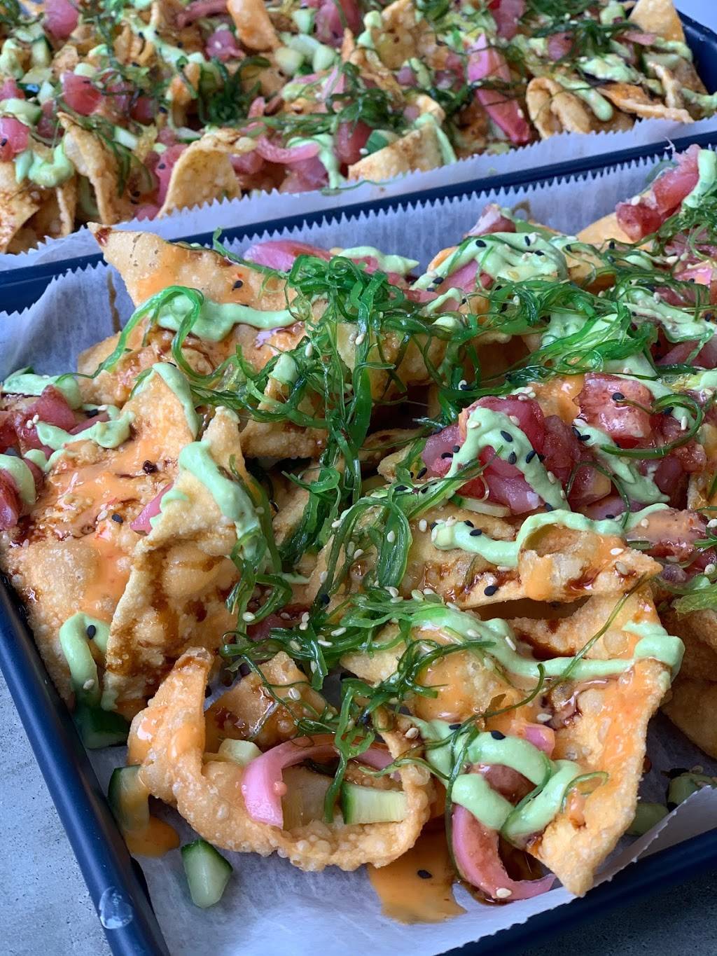 Lucky Fish Beach Bar + Grill | restaurant | 222 N Pompano Beach Blvd, Pompano Beach, FL 33062, USA | 9542479967 OR +1 954-247-9967