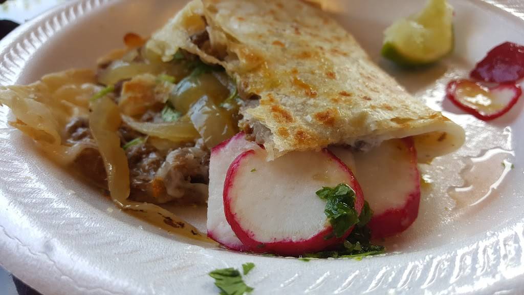 El Faro Taco | restaurant | 13261 Maclay St, San Fernando, CA 91340, USA | 8183613202 OR +1 818-361-3202