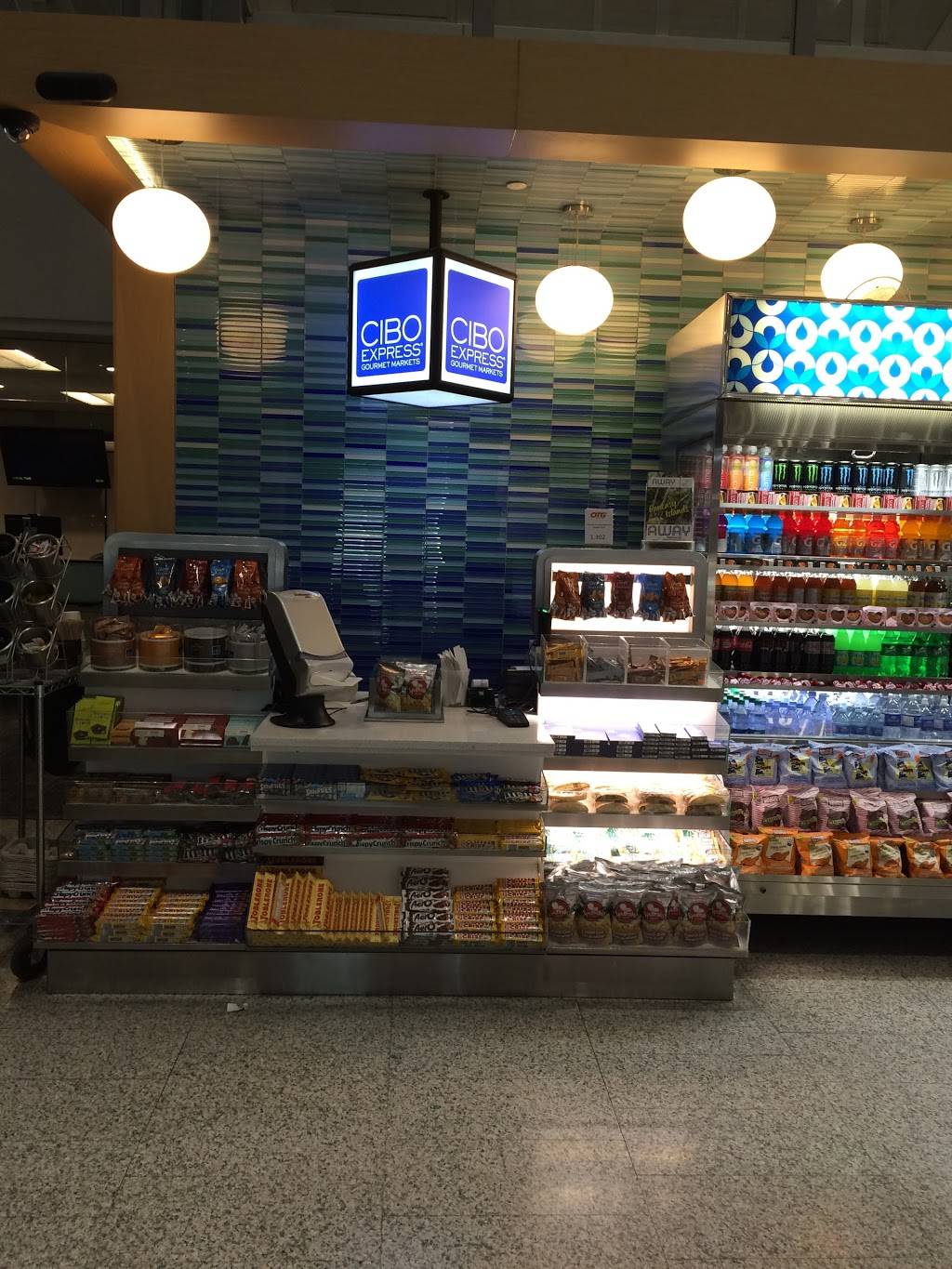 CIBO Express Gourmet Market | restaurant | 6301 Silver Dart Dr, Mississauga, ON L4W 1S9, Canada | 8665083558 OR +1 866-508-3558