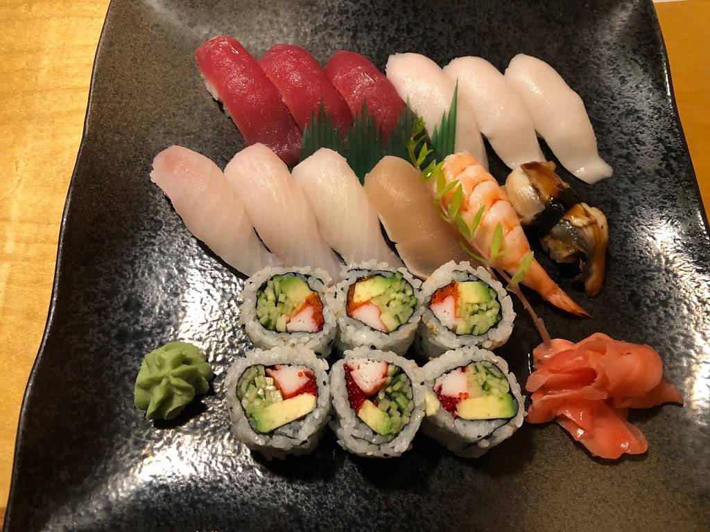Gonoe Sushi | restaurant | 262 Queens Quay W, Toronto, ON M5J 1B5, Canada | 4162041799 OR +1 416-204-1799
