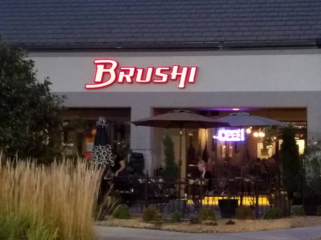 Brushi Bistro & Bar | restaurant | 721 N 132nd St, Omaha, NE 68154, USA | 4028846878 OR +1 402-884-6878