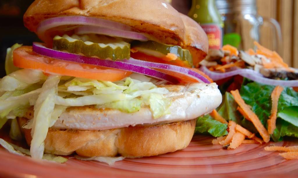 The Gap Pub & Grill | restaurant | 280 VT-5A, Orleans, VT 05860, USA | 8025254187 OR +1 802-525-4187