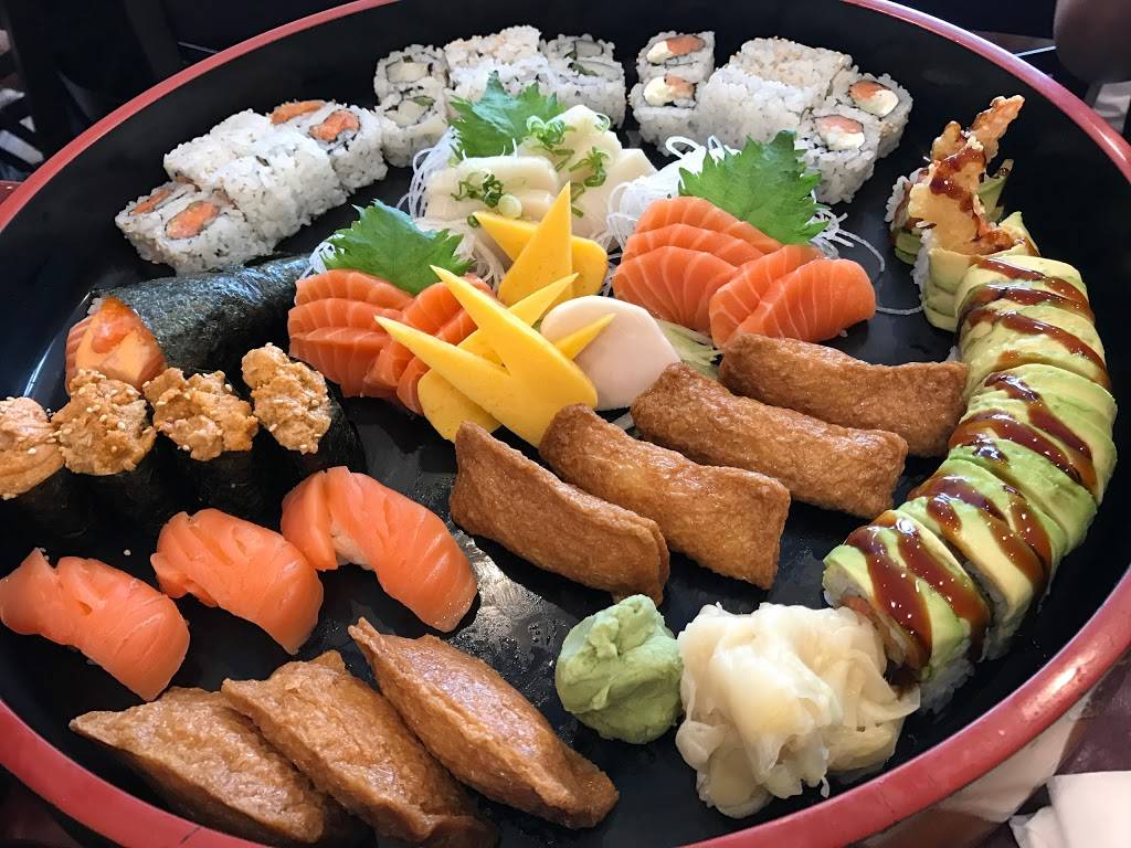 Awang Kitchen | restaurant | 8405 Queens Blvd #1C, Elmhurst, NY 11373, USA | 3474929264 OR +1 347-492-9264