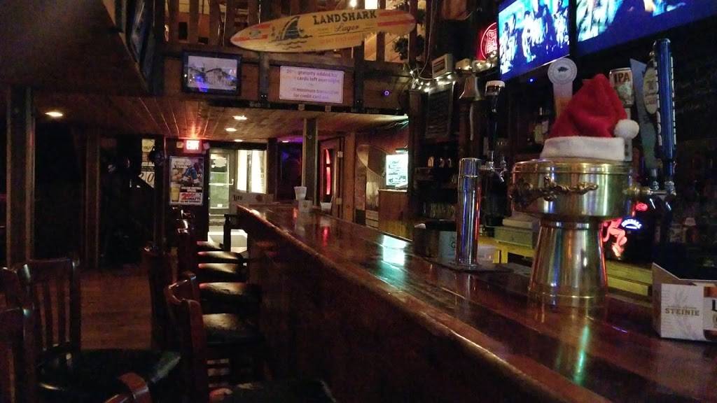 Badges Bar & Grille | restaurant | 9 E Pittsburgh St, Greensburg, PA 15601, USA | 7248375511 OR +1 724-837-5511