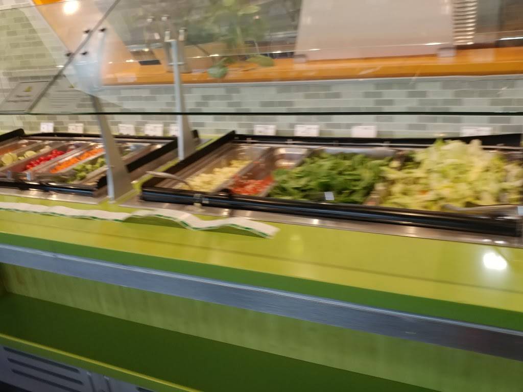 Carillon Place Dining Center | restaurant | 999 E Wooster St #801, Bowling Green, OH 43402, USA | 4193722891 OR +1 419-372-2891