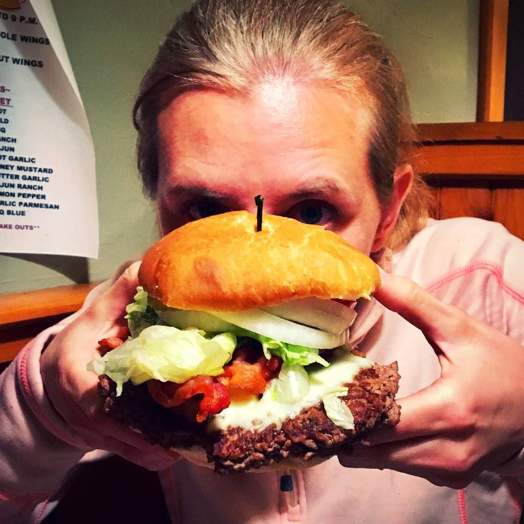 Marbulls Restaurant & Tavern | restaurant | 5000 Rochester Rd, New Brighton, PA 15066, USA | 7248435337 OR +1 724-843-5337