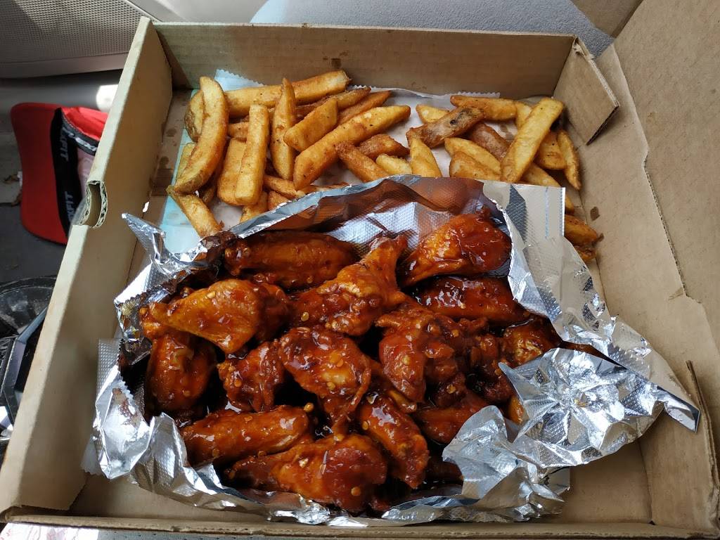 Pizza In The Neighbor Hood | restaurant | 14212 NW 154th Ave, Alachua, FL 32615, USA | 3865185656 OR +1 386-518-5656