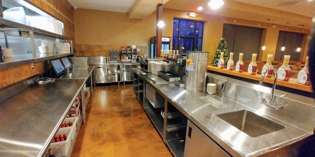 Leos Coney Island - Canton (on Mich. Ave) | restaurant | 41584 Michigan Ave, Canton, MI 48188, USA | 7342704970 OR +1 734-270-4970