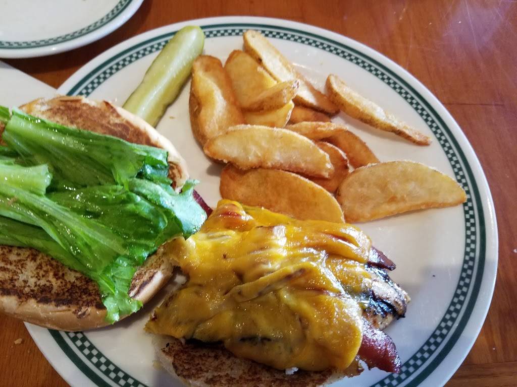 Finnegans Bar & Grill | restaurant | 1000 Universal Blvd, Orlando, FL 32819, USA | 4073638757 OR +1 407-363-8757