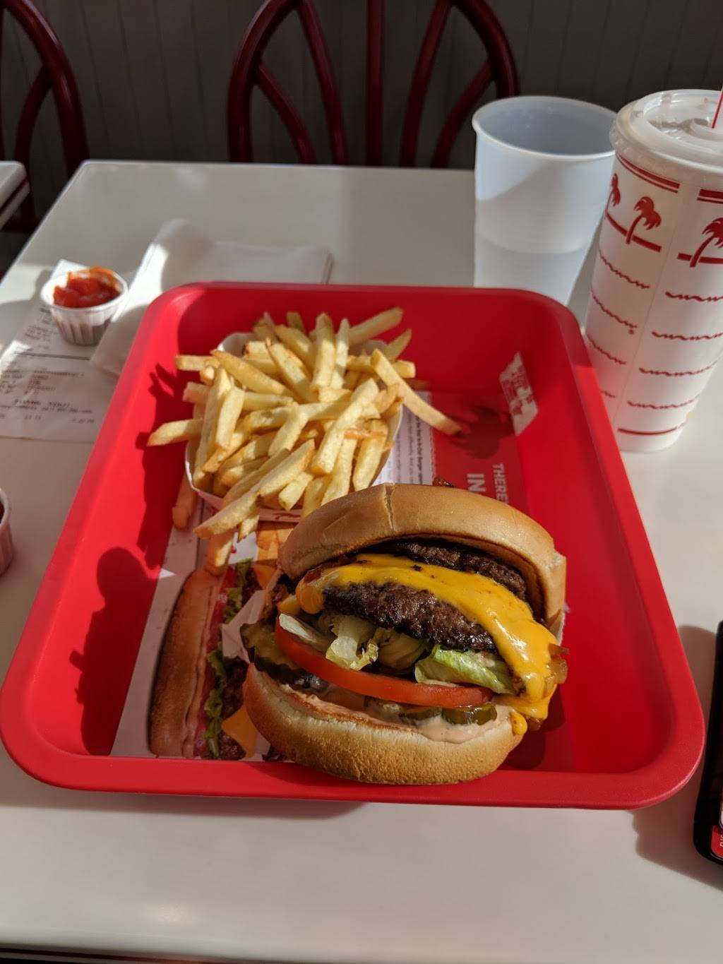 In-N-Out Burger | restaurant | 8830 Tampa Ave, Northridge, CA 91324, USA | 8007861000 OR +1 800-786-1000