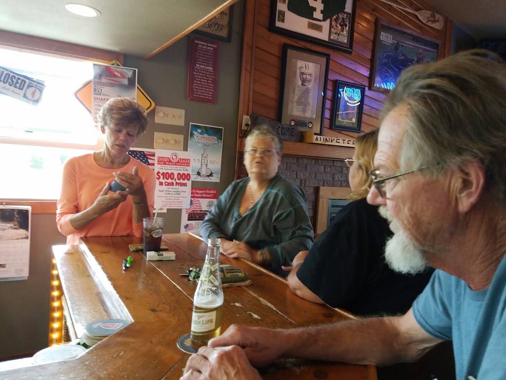 Lindas Lookout | restaurant | N8004 Co Rd A, Watertown, WI 53094, USA | 9206992137 OR +1 920-699-2137