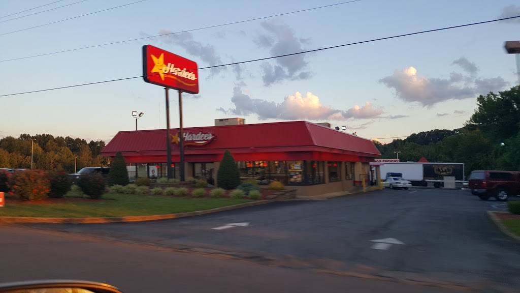 Hardees | restaurant | 1405 E Stone Dr, Kingsport, TN 37660, USA | 4233784249 OR +1 423-378-4249