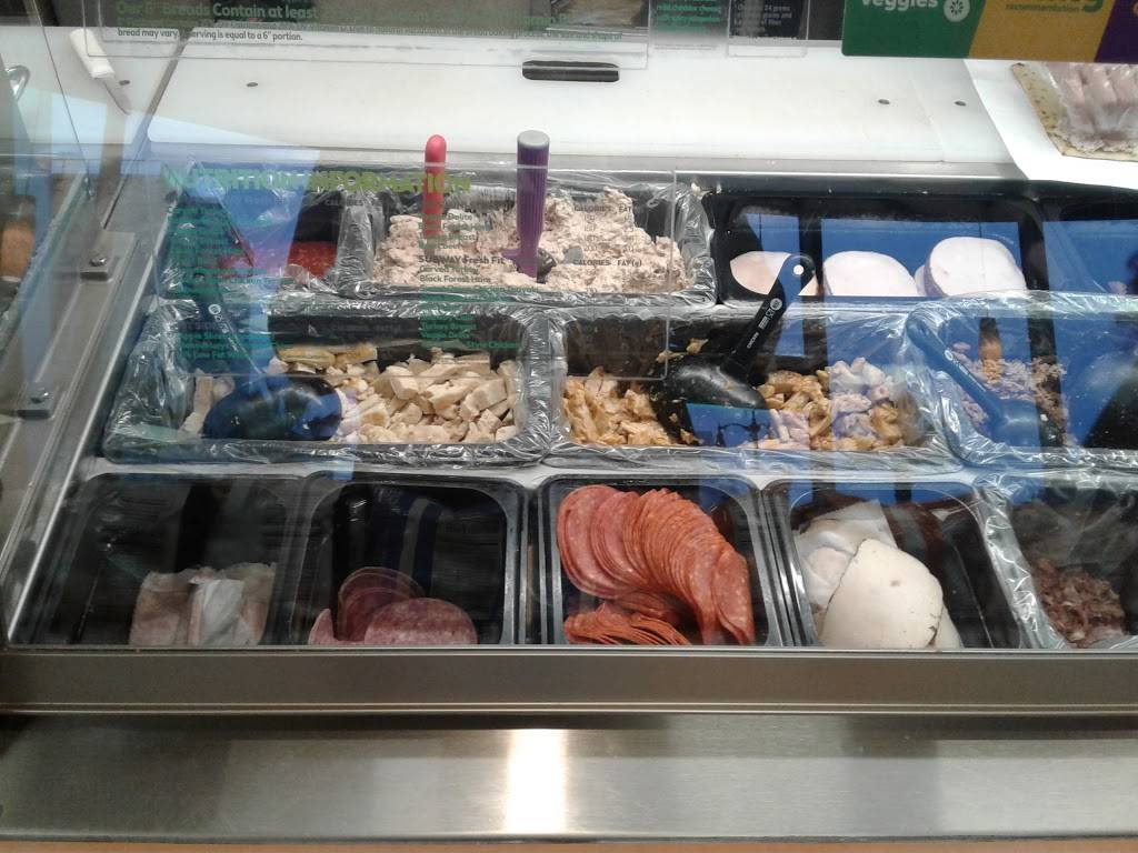 Subway Restaurants | restaurant | Galaxy, 7021 Hollywood Blvd #205, Los Angeles, CA 90028, USA | 3234634690 OR +1 323-463-4690